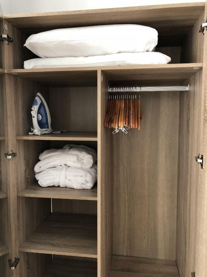 Apartamentos Rosario 1 Cádiz Eksteriør bilde